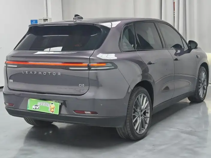 Leapmotor C10 2026 Model EV Edition 605 Yuexiang Edition – фото 7