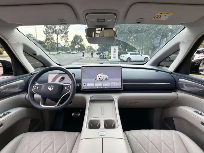 Leapmotor D99 2026 Model Extended Range 480 Ultimate Edition – фото 7