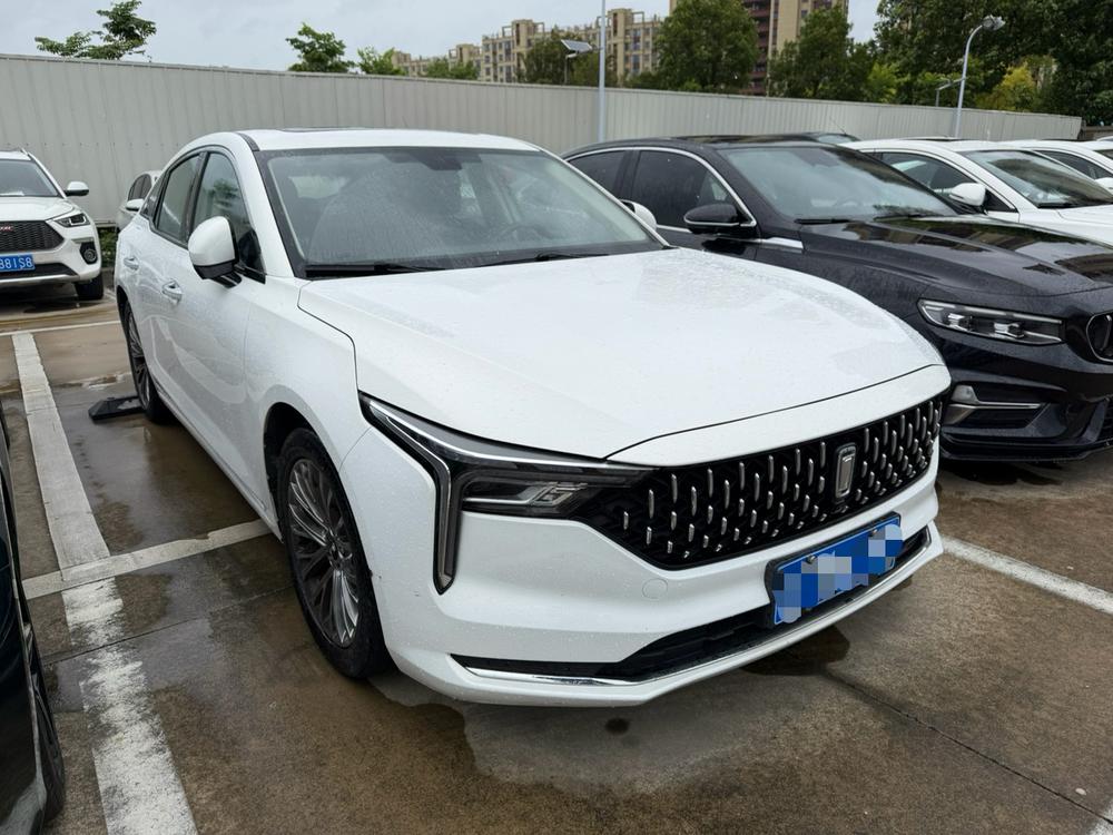 Bestune B70 2023 Third Gen 1.5T Automatic Enjoy 70th Anniversary Edition – фото 3