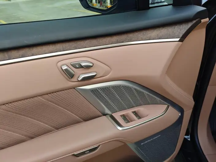 ONVO L90 2025 Model VI seat Edition Ultra – фото 8