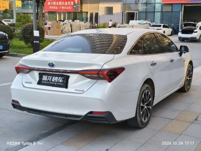 Toyota Avalon 2022 Model Hybrid 2.5L Deluxe Edition – фото 5