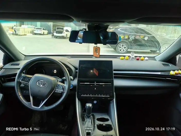 Toyota Avalon 2022 Model Hybrid 2.5L Deluxe Edition – фото 6
