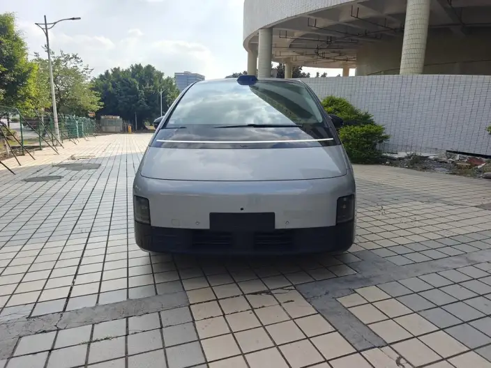 Li Auto MEGA 2024 Model Ultra Edition – фото 2