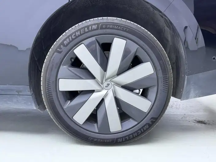 Li Auto i6 2025 Model 4WD Standard Edition – фото 9