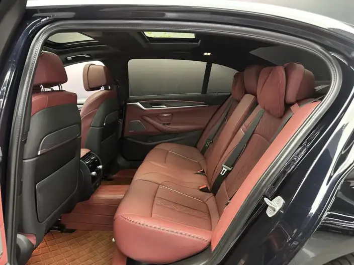 BMW 5 Series 2023 Model 530Li Leading Model Luxury Set – фото 7