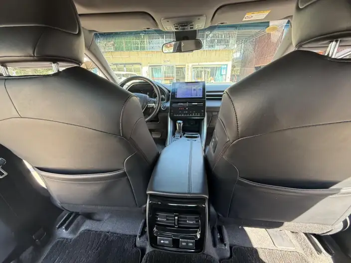 Toyota Avalon 2022 Model 2.0L XLE Exclusive Edition – фото 7