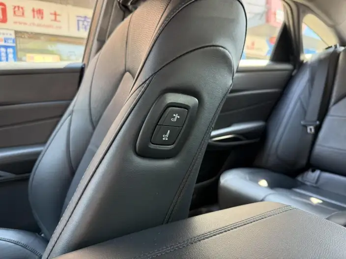 Toyota Avalon 2022 Model 2.0L XLE Exclusive Edition – фото 8