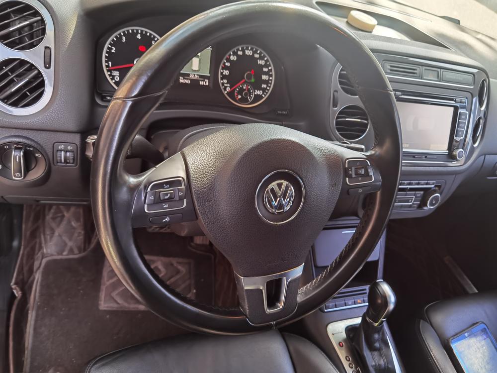 Volkswagen Tiguan 2012 2.0TSI Comfort – фото 7
