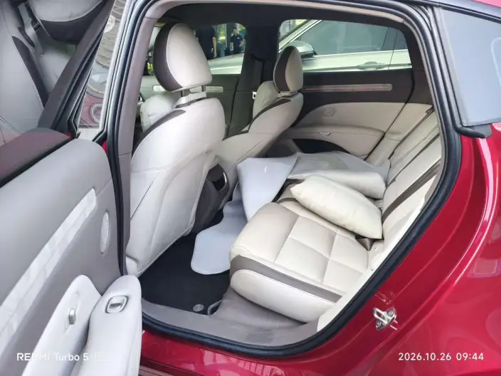 IM L6 2025 Model Max 74kWh – фото 9
