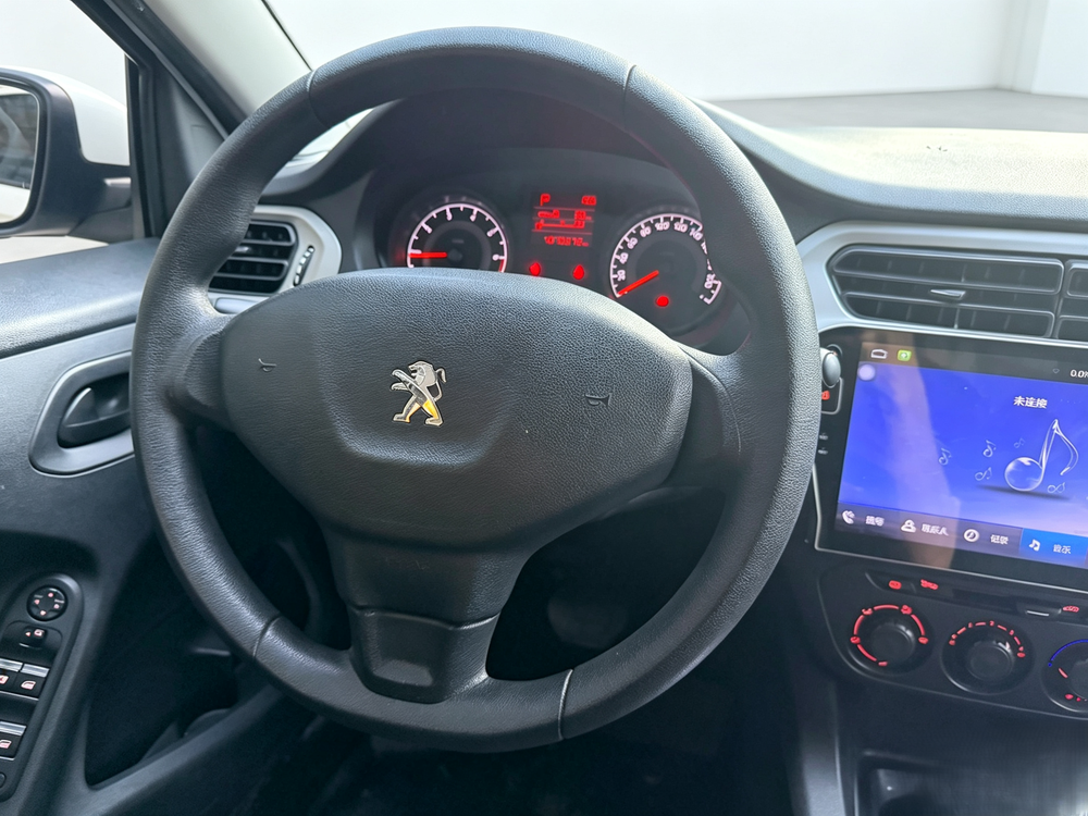 PEUGEOT 301 2016 модификация 1.6L автоматическое Comfort Edition – фото 16