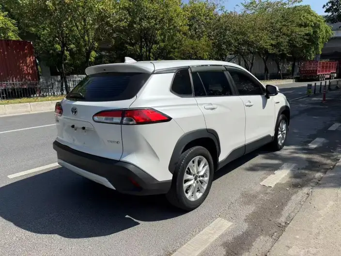 Toyota Corolla Cross 2023 Model 2.0L Intelligent Hybrid Pioneer Edition – фото 6