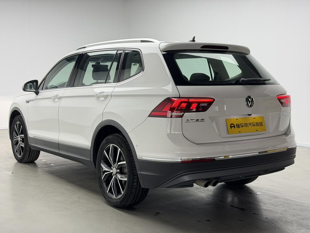 Volkswagen Tiguan L Модель 2019 года 330TSI автоматическое 2WD Smart Dynamic Deluxe Edition Country VI – фото 5