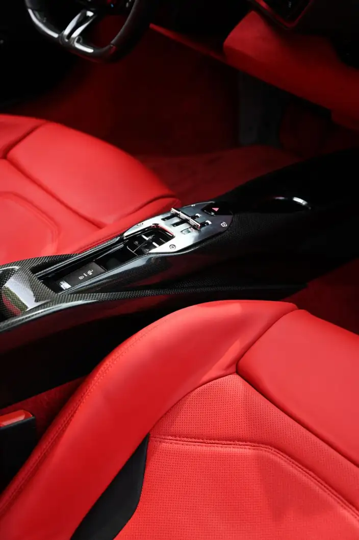 Ferrari 296 2021 Model 3.0T V6 GTB – фото 7