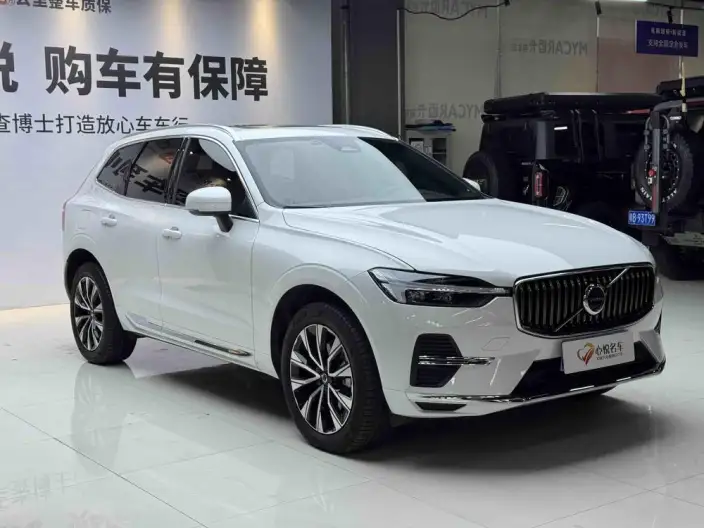 Volvo XC60 2024 Model B5 4WD Smart Range Deluxe Edition