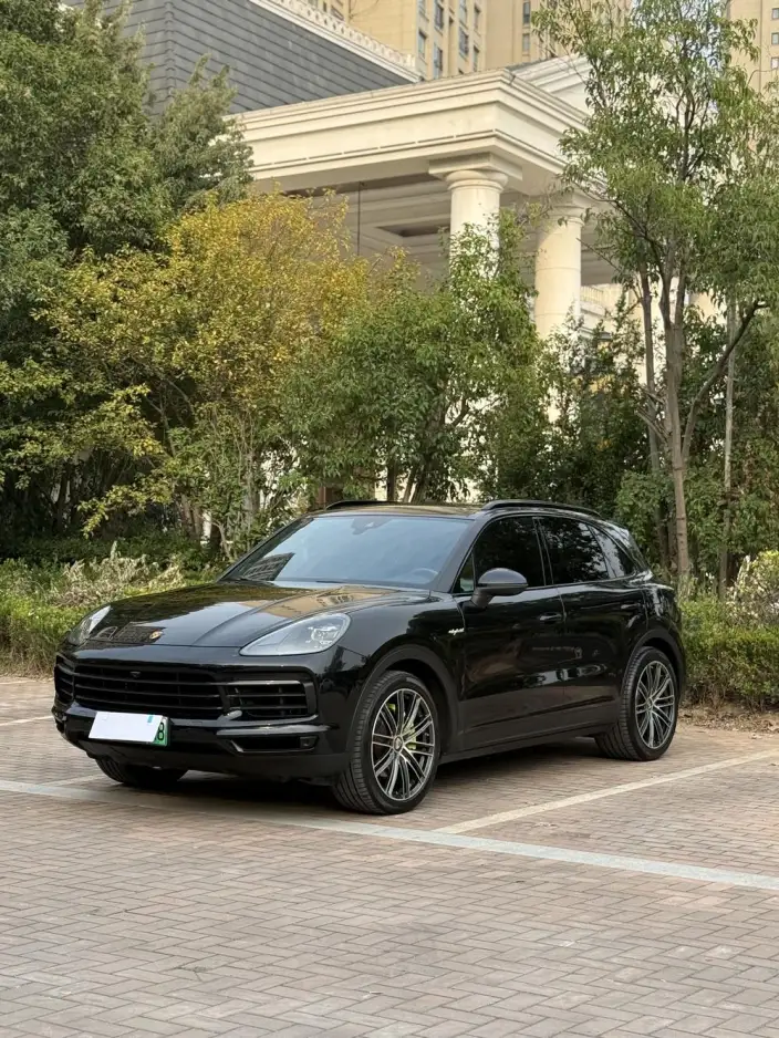 Cayenne E-Hybrid 2021 Model Cayenne E-Hybrid 2.0T