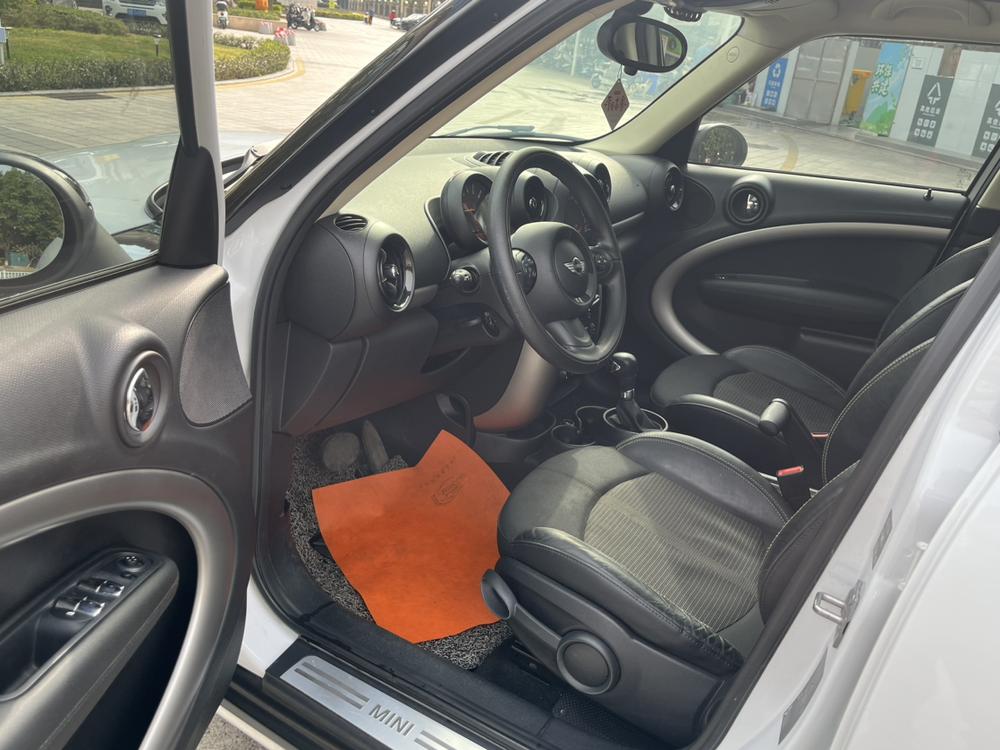 MINI COUNTRYMAN 2014 1.6T COOPER ALL4 Fun – фото 9