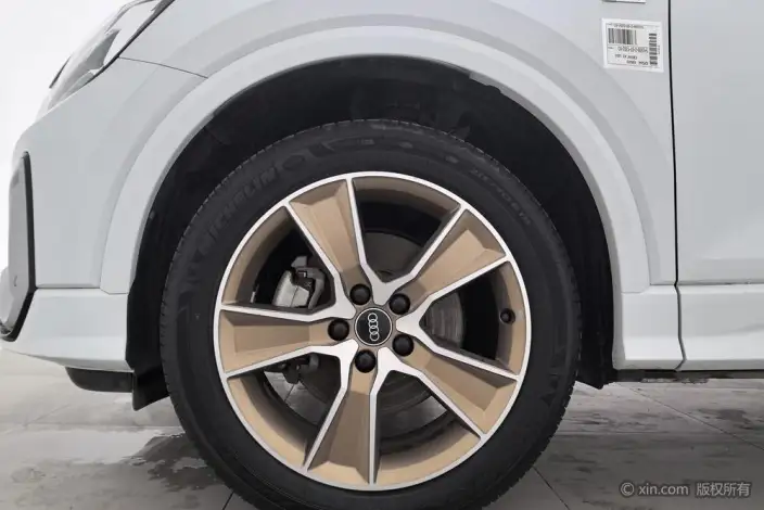 AUDI Q2L 2024 Model 35 TFSI Fashion Dynamic Model – фото 8