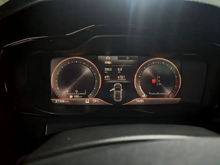 Lynk & Co 02 Hatchback 2021 Model 2.0TD Hatchback Halo – фото 7