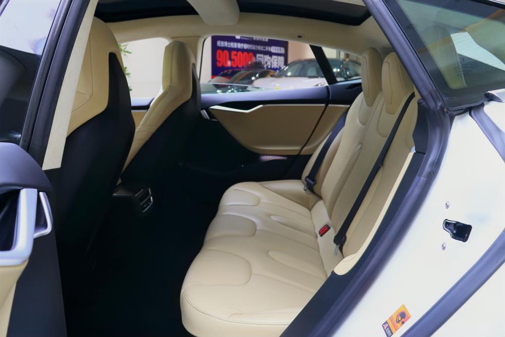 Model S 2016 модификация 90D – фото 20