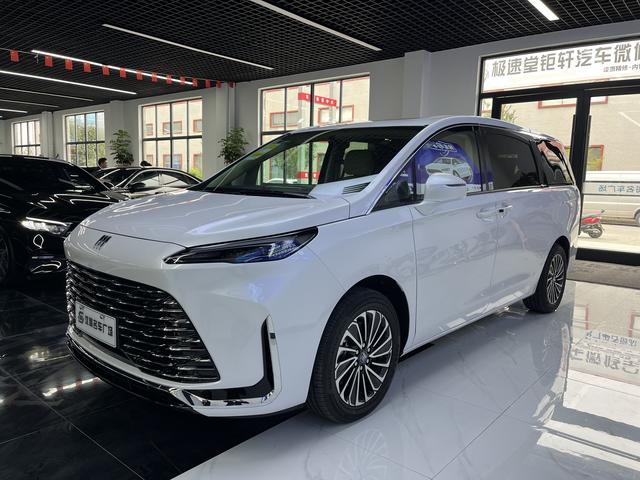 BYD Seal 05 DM 2025 Smart Drive DM-i 55KM Luxury