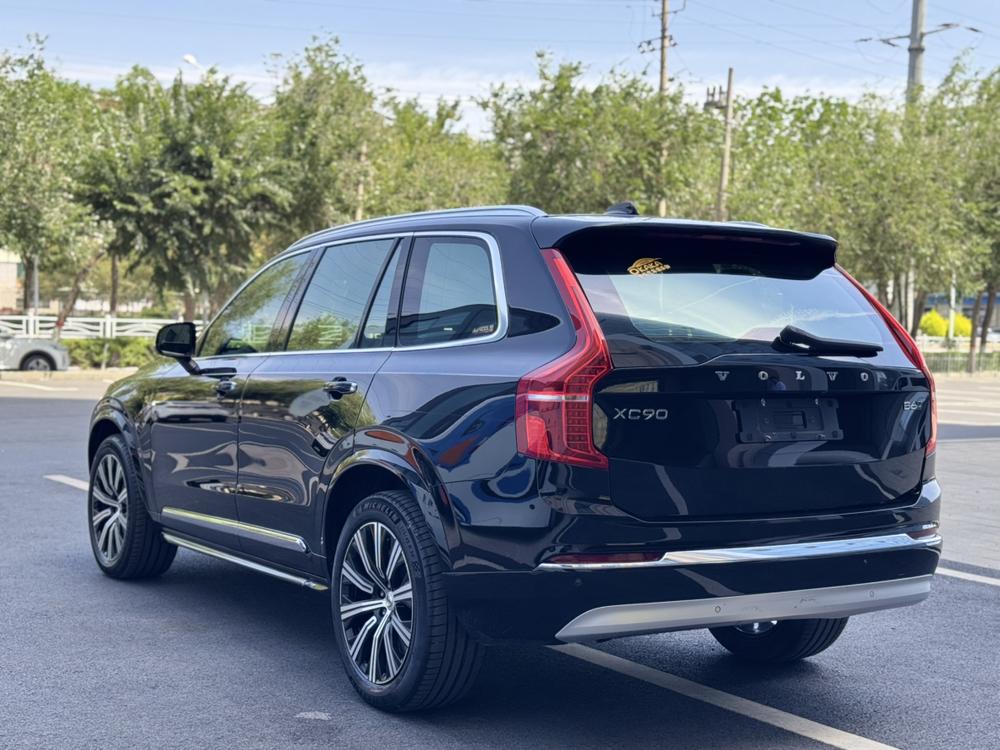 Volvo XC90 2022 B6 Smart Luxury 7-Seat – фото 4