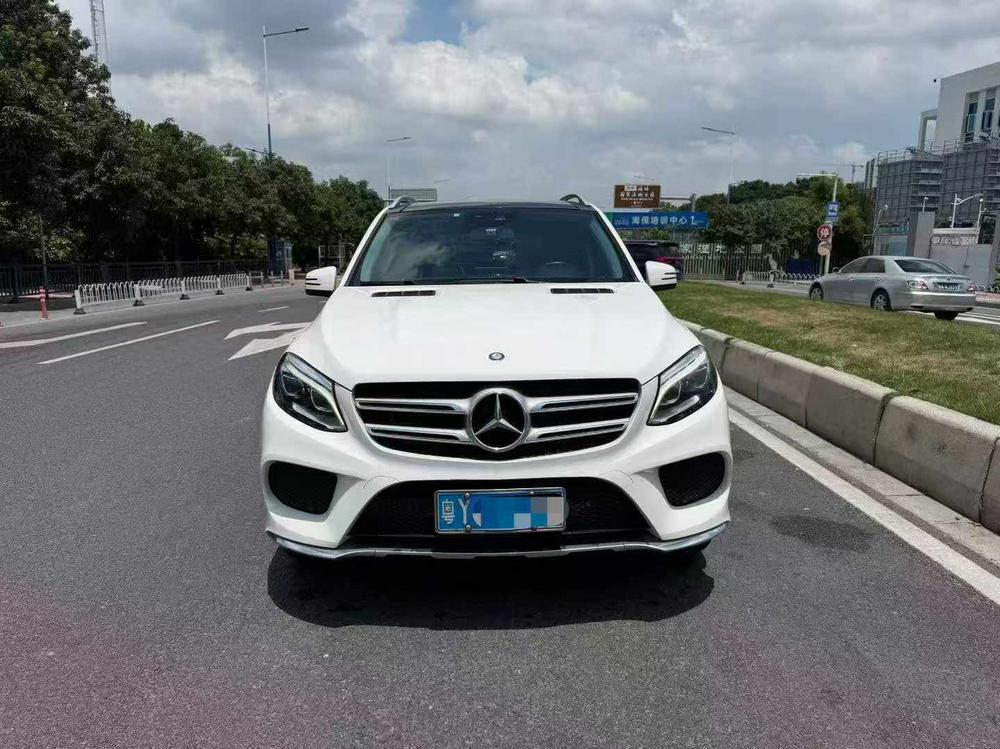 Mercedes-Benz GLE Imported 2016 модификация GLE 320 4MATIC Luxury – фото 2