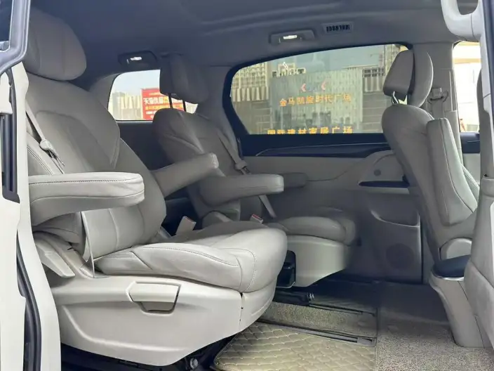 Buick GL8 2023 Model ES Luzun 2.0T Comfort Model – фото 7