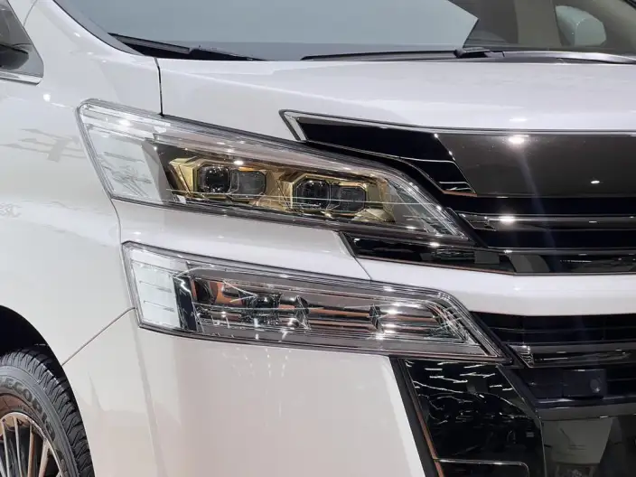 Vellfire 2022 Model Toyota Crown Hybrid Jin Shine Special Edition 2.5L HV Premium Edition – фото 7