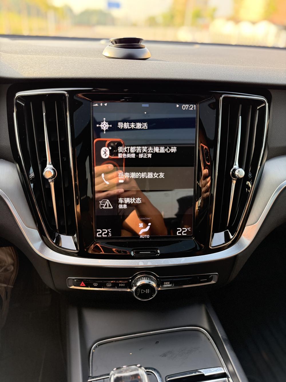 Volvo S60 2022 B4 Intelligent Refined Luxury – фото 15