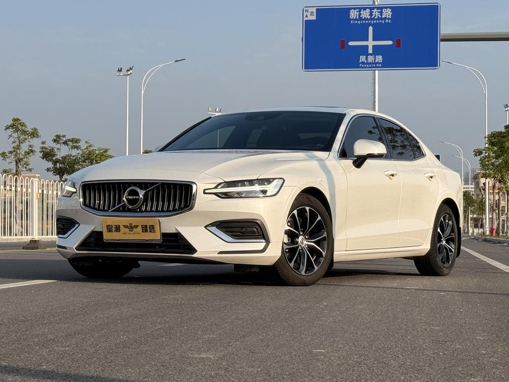 Volvo S60 2022 B4 Intelligent Refined Luxury – фото 18