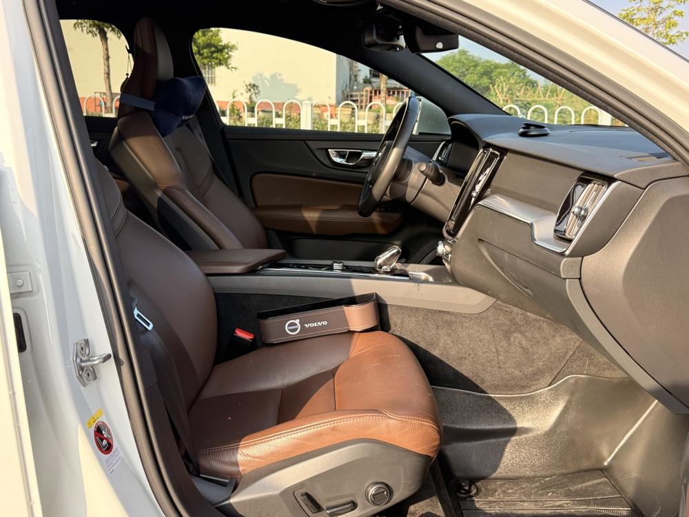Volvo S60 2022 B4 Intelligent Refined Luxury – фото 24