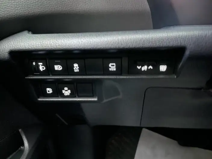 Toyota Sienna 2024 Model Hybrid 2.5L 4WD Premium Edition – фото 9