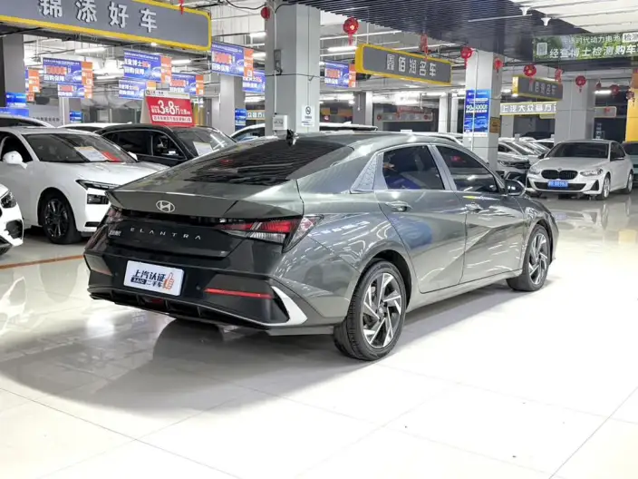 Hyundai Ioniq 2023 Model 1.5L CVT GLX Elite Edition – фото 6