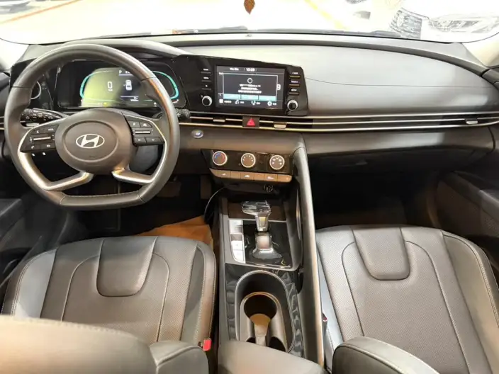 Hyundai Ioniq 2023 Model 1.5L CVT GLX Elite Edition – фото 7