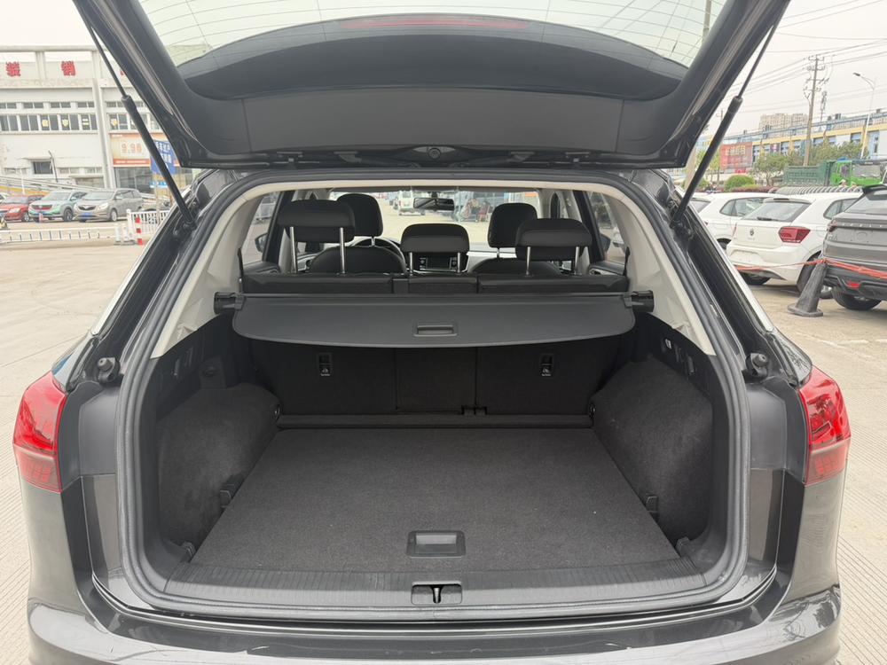 Volkswagen Tayron 2019 330TSI 2WD Luxury China V I – фото 14