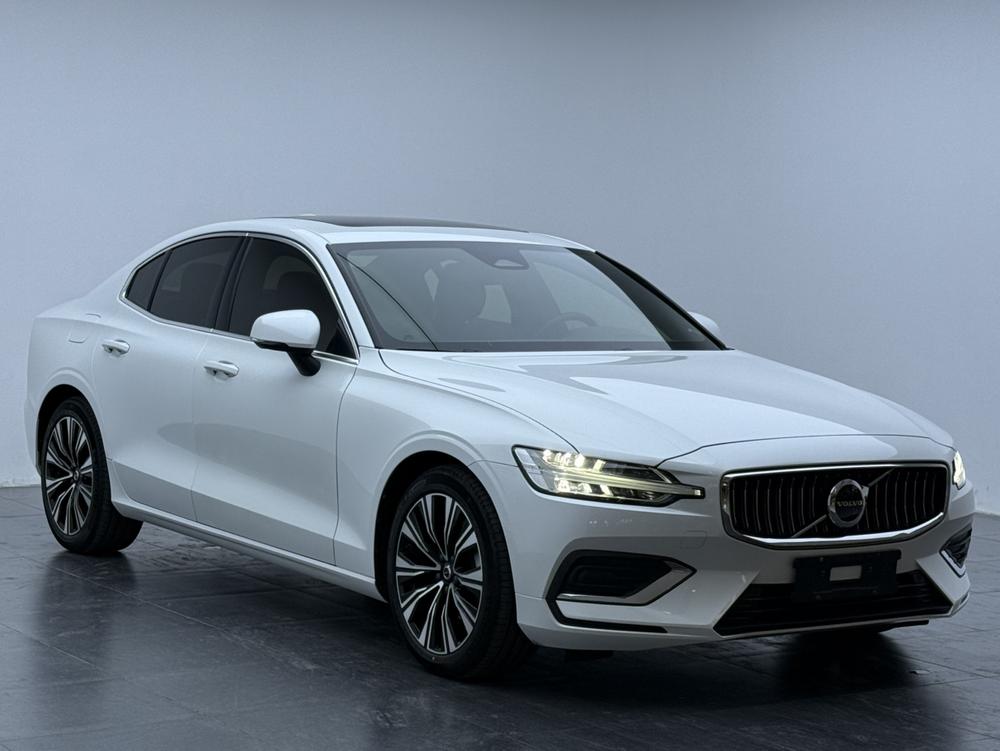 Volvo S60 2023 B4 Smart Enjoy Luxury – фото 3