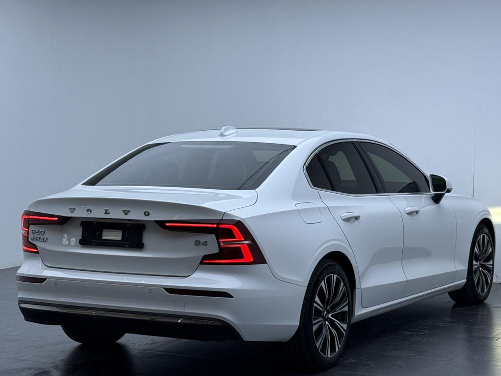 Volvo S60 2023 B4 Smart Enjoy Luxury – фото 6