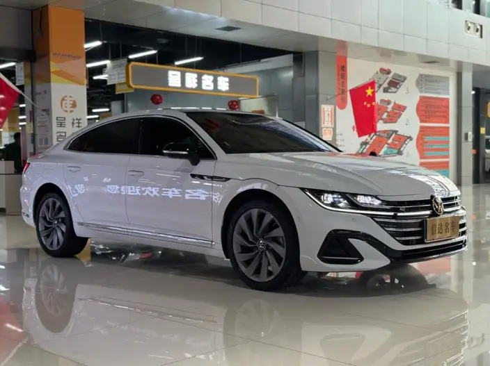 Volkswagen CC 2023 Model 380TSI Eye-catching version – фото 3