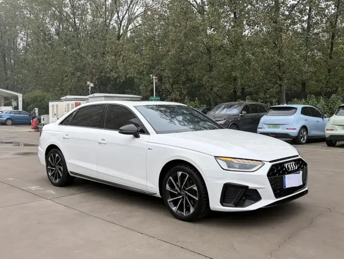 Audi A4 L 2023 Model 40 TFSI Luxury Dynamic Model