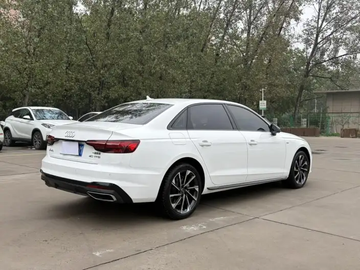 Audi A4 L 2023 Model 40 TFSI Luxury Dynamic Model – фото 7