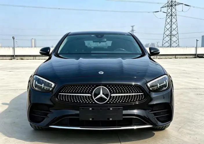 Mercedes-Benz E-Class PHEV 2021 Model E 350 e L sedan