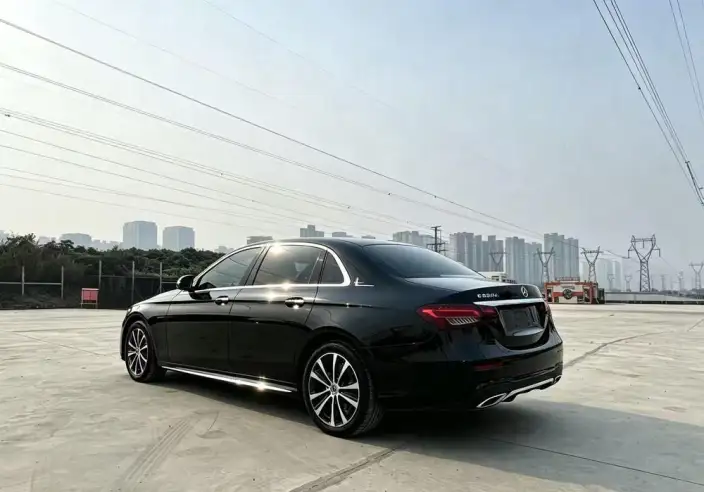 Mercedes-Benz E-Class PHEV 2021 Model E 350 e L sedan