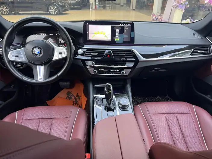 BMW 5 Series 2022 Model Facelift II 525Li M Sports Set – фото 9