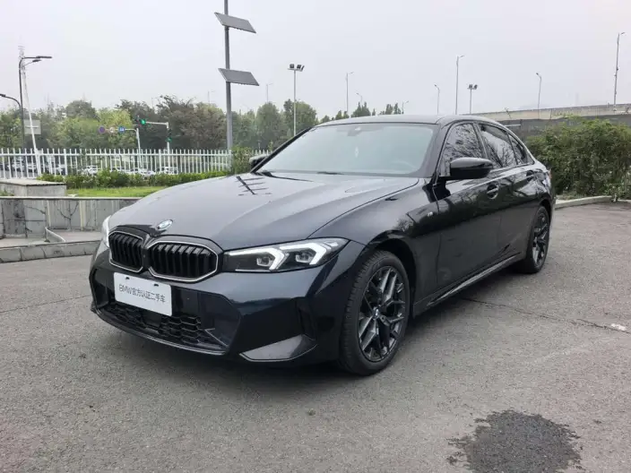 BMW 3 Series 2025 Model 330Li M Sports Night Set