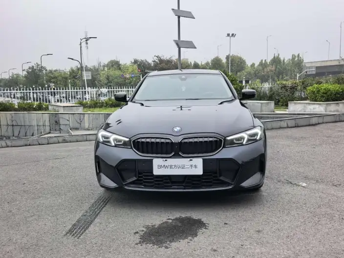 BMW 3 Series 2025 Model 330Li M Sports Night Set