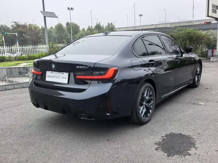 BMW 3 Series 2025 Model 330Li M Sports Night Set – фото 7