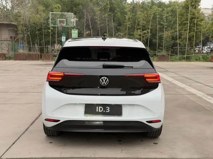 Volkswagen ID.3 2023 Model Pure Smart Edition – фото 5
