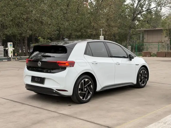 Volkswagen ID.3 2023 Model Pure Smart Edition – фото 6