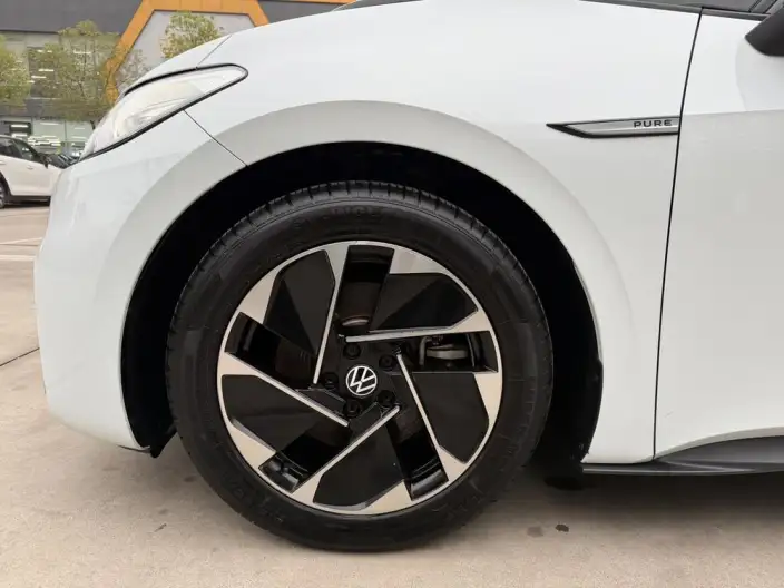Volkswagen ID.3 2023 Model Pure Smart Edition – фото 8