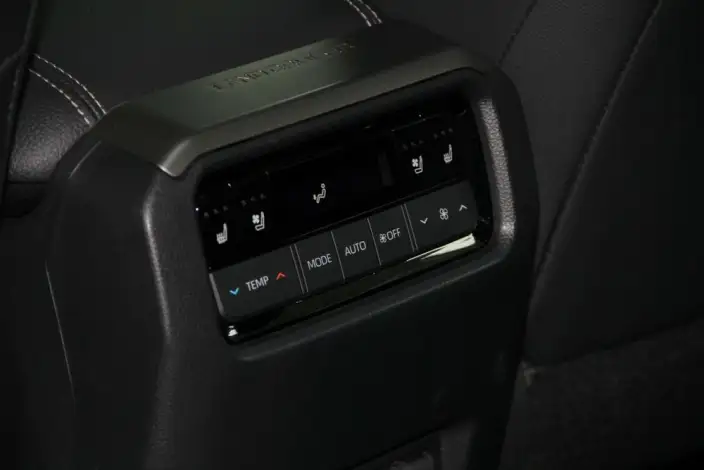 Toyota Prado 2026 Model 2.4T Hybrid Flagship VX Edition 5 seat – фото 10